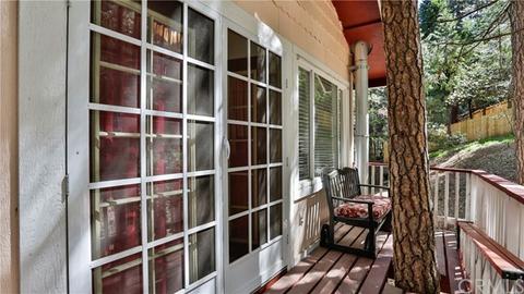 980 Oak Dr, Crestline, CA 92325 photo 9