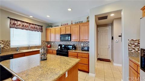 7092 Amanda Way, Hesperia, CA 92345 photo 20