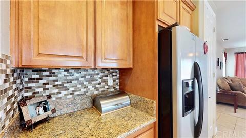 7092 Amanda Way, Hesperia, CA 92345 photo 17