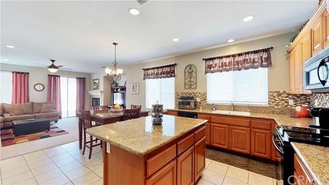 7092 Amanda Way, Hesperia, CA 92345 photo 18