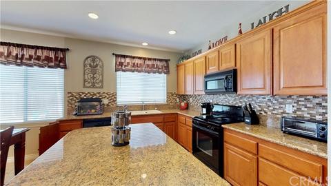 7092 Amanda Way, Hesperia, CA 92345 photo 19