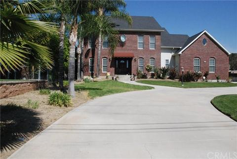 1120 Sapphire Ave, Mentone, CA 92359 photo 3