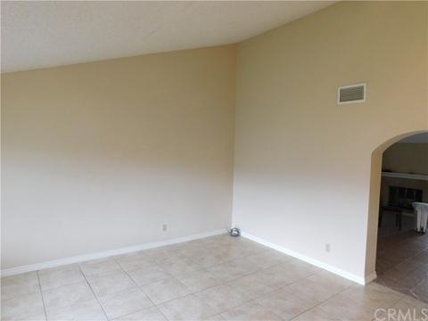8394 Donna Way, Riverside, CA 92509 photo 19