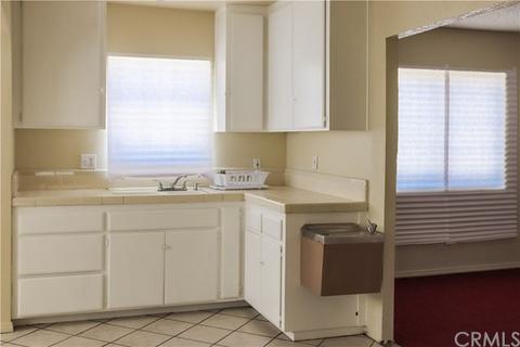 1626 N G St, San Bernardino, CA 92405 photo 4