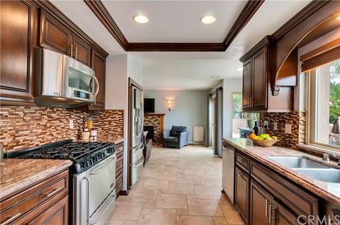 6833 Ridgeside Dr, Riverside, CA 92506 photo 13