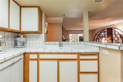 242 E Fern Ave #209, Redlands, CA 92373 photo 4