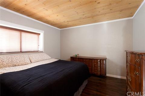 2077 3rd Ln, Big Bear City, CA 92314 photo 16