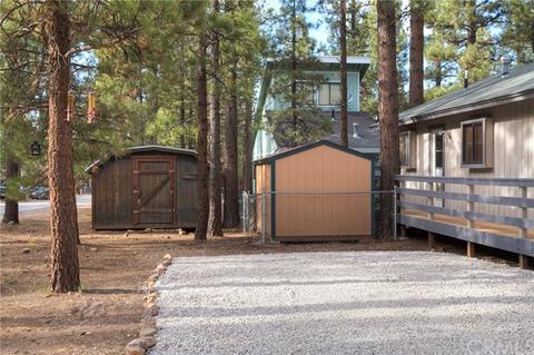 2077 3rd Ln, Big Bear City, CA 92314 photo 21