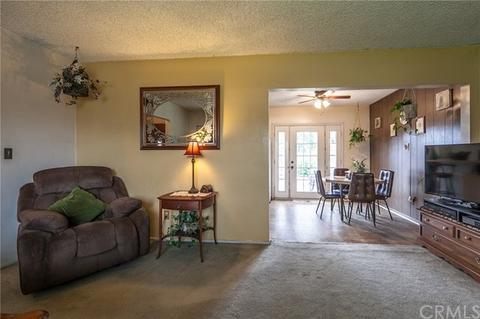 33737 Fairview Dr, Yucaipa, CA 92399 photo 6