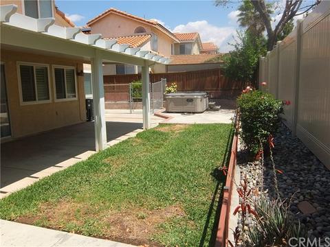 31009 Pebble St, Mentone, CA 92359 photo 26
