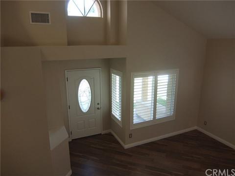 31009 Pebble St, Mentone, CA 92359 photo 4