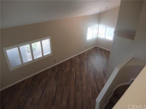 31009 Pebble St, Mentone, CA 92359 photo 5