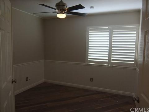31009 Pebble St, Mentone, CA 92359 photo 14
