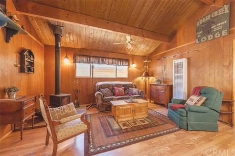 189 Pine Ln, Sugarloaf, CA 92386 photo 5