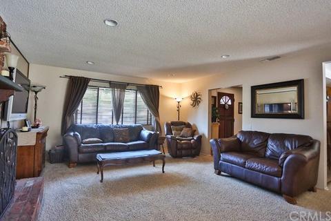 35476 Cabrini Dr, Yucaipa, CA 92399 photo 14
