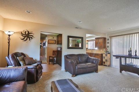 35476 Cabrini Dr, Yucaipa, CA 92399 photo 13