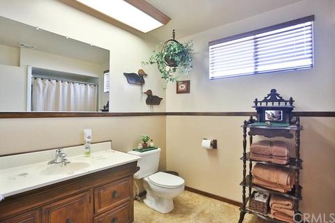 35476 Cabrini Dr, Yucaipa, CA 92399 photo 28