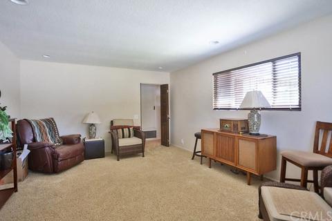 35476 Cabrini Dr, Yucaipa, CA 92399 photo 32
