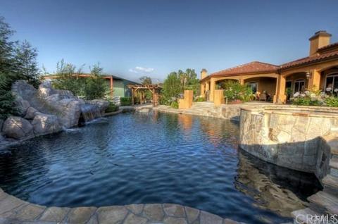 11569 Opal Ave, Redlands, CA 92374 photo 4