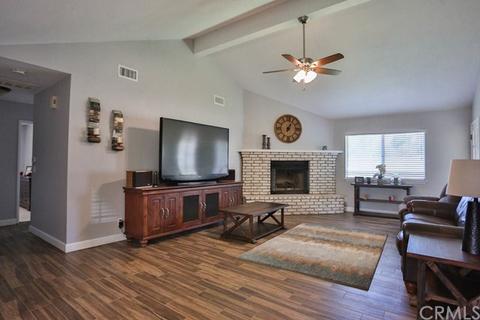 224 Loretta Way, Calimesa, CA 92320 photo 17
