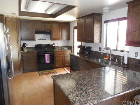 8220 8th Ave, Hesperia, CA 92345 photo 2
