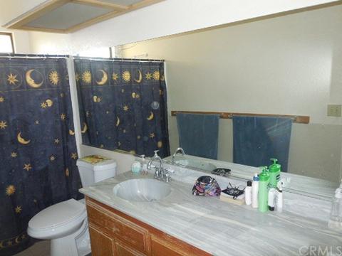 8220 8th Ave, Hesperia, CA 92345 photo 14