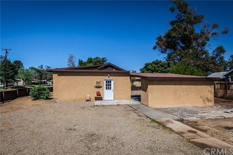 502 Chestnut Ave, Beaumont, CA 92223 photo 4