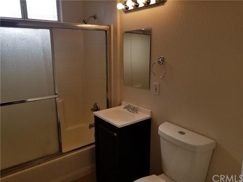 301 E 3rd St, Rialto, CA 92376 photo 13
