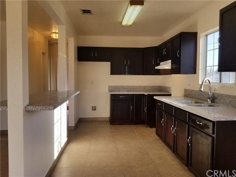 301 E 3rd St, Rialto, CA 92376 photo 6