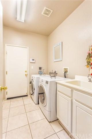 6933 Clear Spring Ct, Highland, CA 92346 photo 12