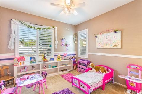 6933 Clear Spring Ct, Highland, CA 92346 photo 16
