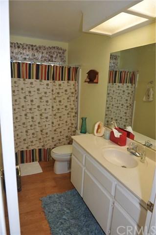 33867 Washington Dr, Yucaipa, CA 92399 photo 11