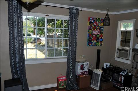 1734 Capri Ave, Mentone, CA 92359 photo 5