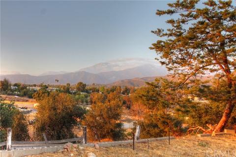 13283 3rd St, Yucaipa, CA 92399 photo 26