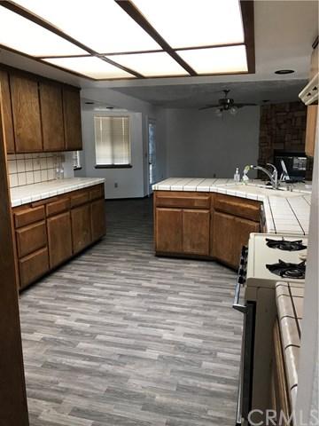 12578 Sholic Rd, Apple Valley, CA 92308 photo 8