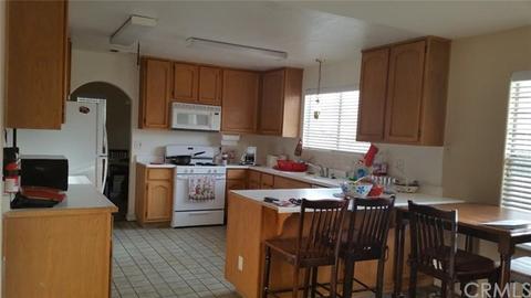 14558 Cool Glen Dr, Helendale, CA 92342 photo 2