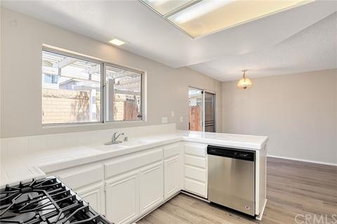 8075 Linares Ave, Riverside, CA 92509 photo 8