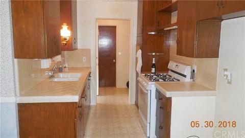 186 E Virginia St, Rialto, CA 92376 photo 9