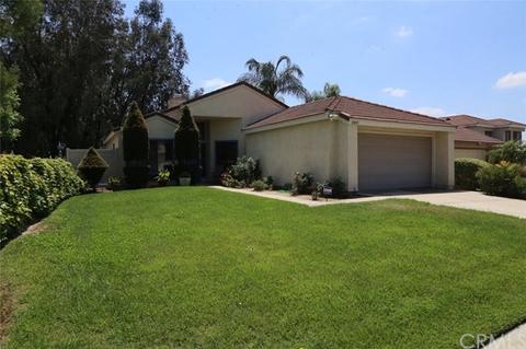 28925 Shadow Creek Ln, Highland, CA 92346 photo 22