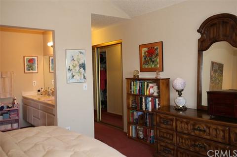 28925 Shadow Creek Ln, Highland, CA 92346 photo 12