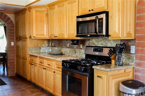35997 Leah Ln, Yucaipa, CA 92399 photo 11
