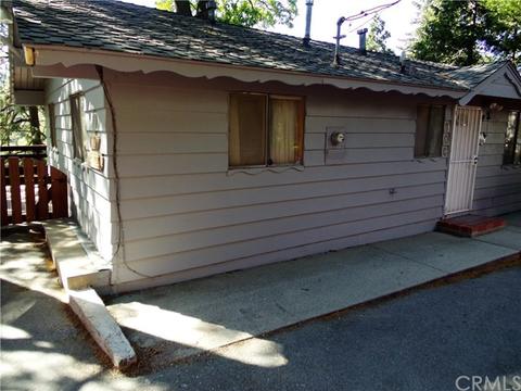 900 Jungfrau Dr, Crestline, CA 92325 photo 2