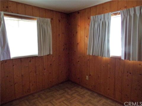 900 Jungfrau Dr, Crestline, CA 92325 photo 9