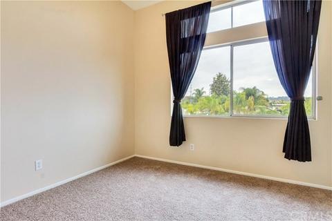 31264 Nice, Mentone, CA 92359 photo 15