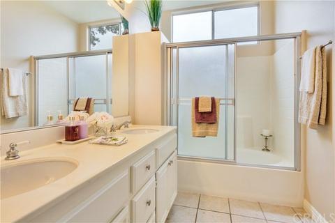 31264 Nice, Mentone, CA 92359 photo 13