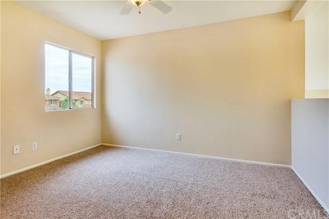 31264 Nice, Mentone, CA 92359 photo 19