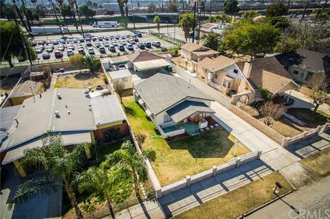 832 E H St, Colton, CA 92324 photo 2