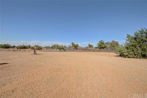 8445 8th Ave, Hesperia, CA 92345 photo 35