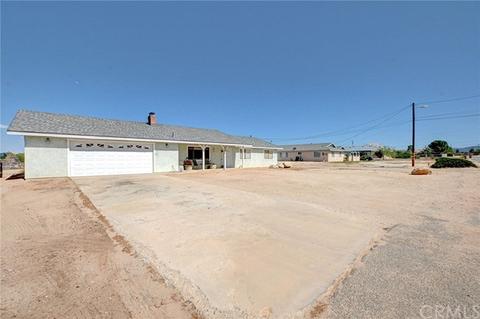 8445 8th Ave, Hesperia, CA 92345 photo 3
