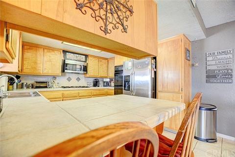 8445 8th Ave, Hesperia, CA 92345 photo 15